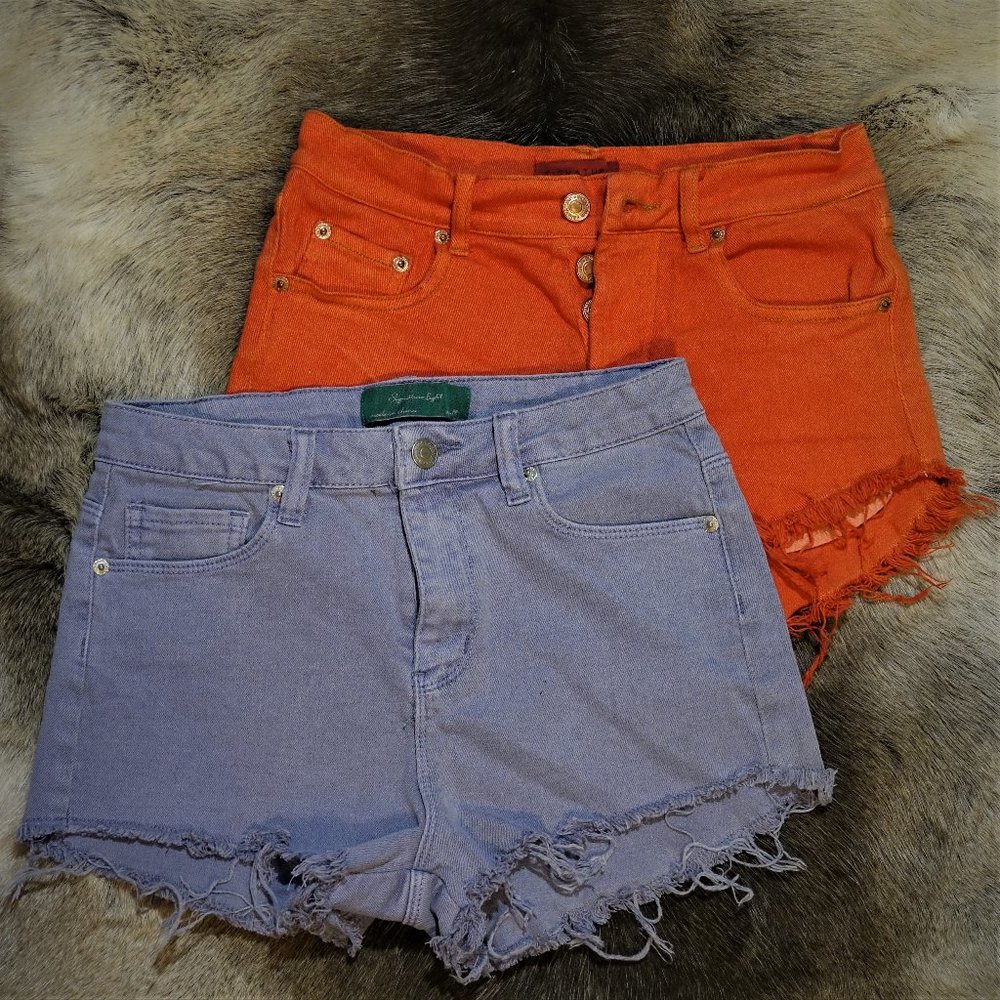 Lot of Signature Eight Denim Shorts Size Small